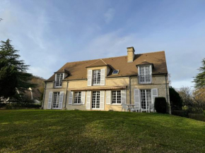 Magnificent house at the doorstep of Paris & Versailles